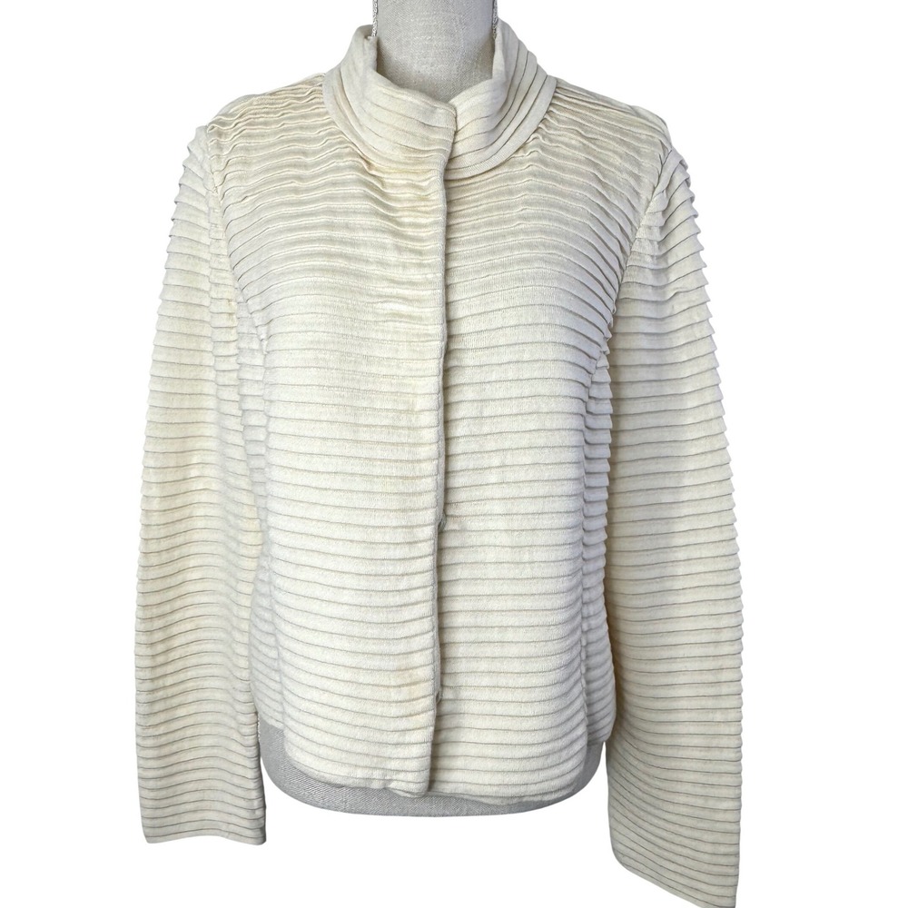St. John‎ Pleated Snap Front Jacket Size 12 Cream